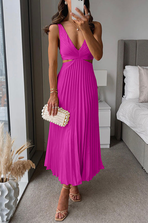 Allanah™ | V-Neck Cut-Out Pleated Maxi Dress